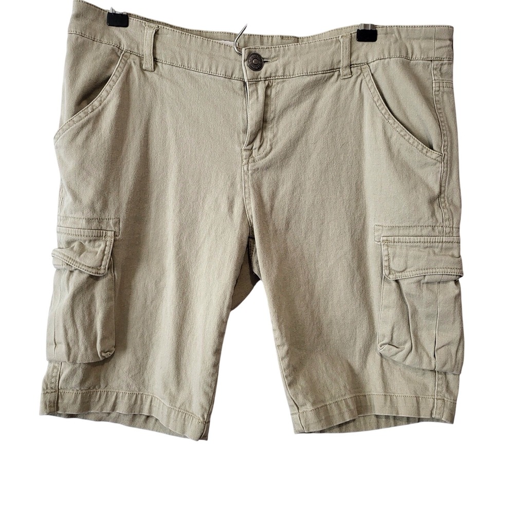 Authentic Rugged Co. Khaki Cargo Shorts Size 8